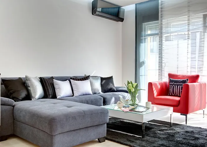 Luxury Crystal 公寓