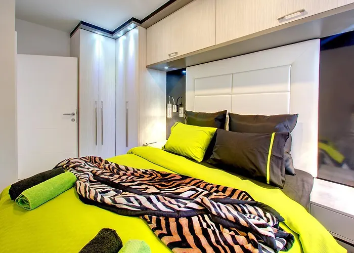 Luxury Crystal 莫斯塔尔