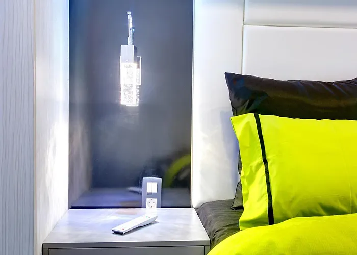 Luxury Crystal 公寓