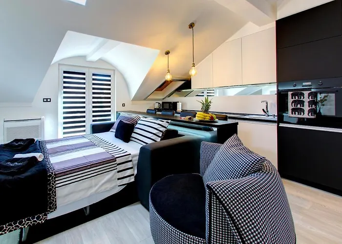 Luxury Crystal 莫斯塔尔