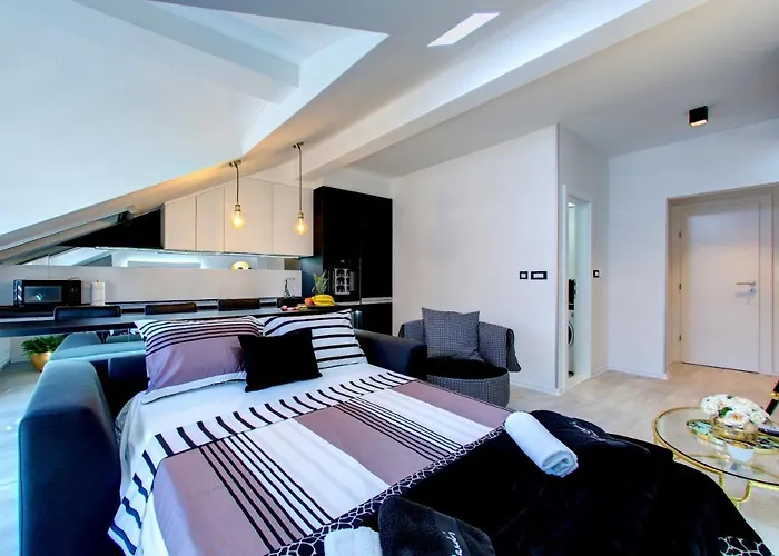 Luxury Crystal 莫斯塔尔